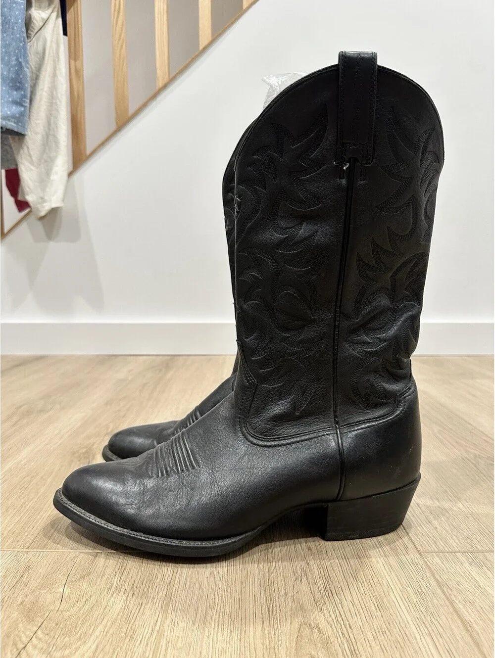 Ariat this used